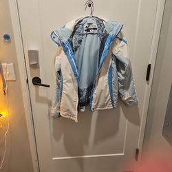 Woman's Columbia Coat