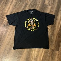 Official Cobra Kai Black T Shirt in XL: 