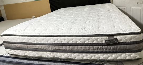 Queen Size Mattress (Colchón Queen Size)