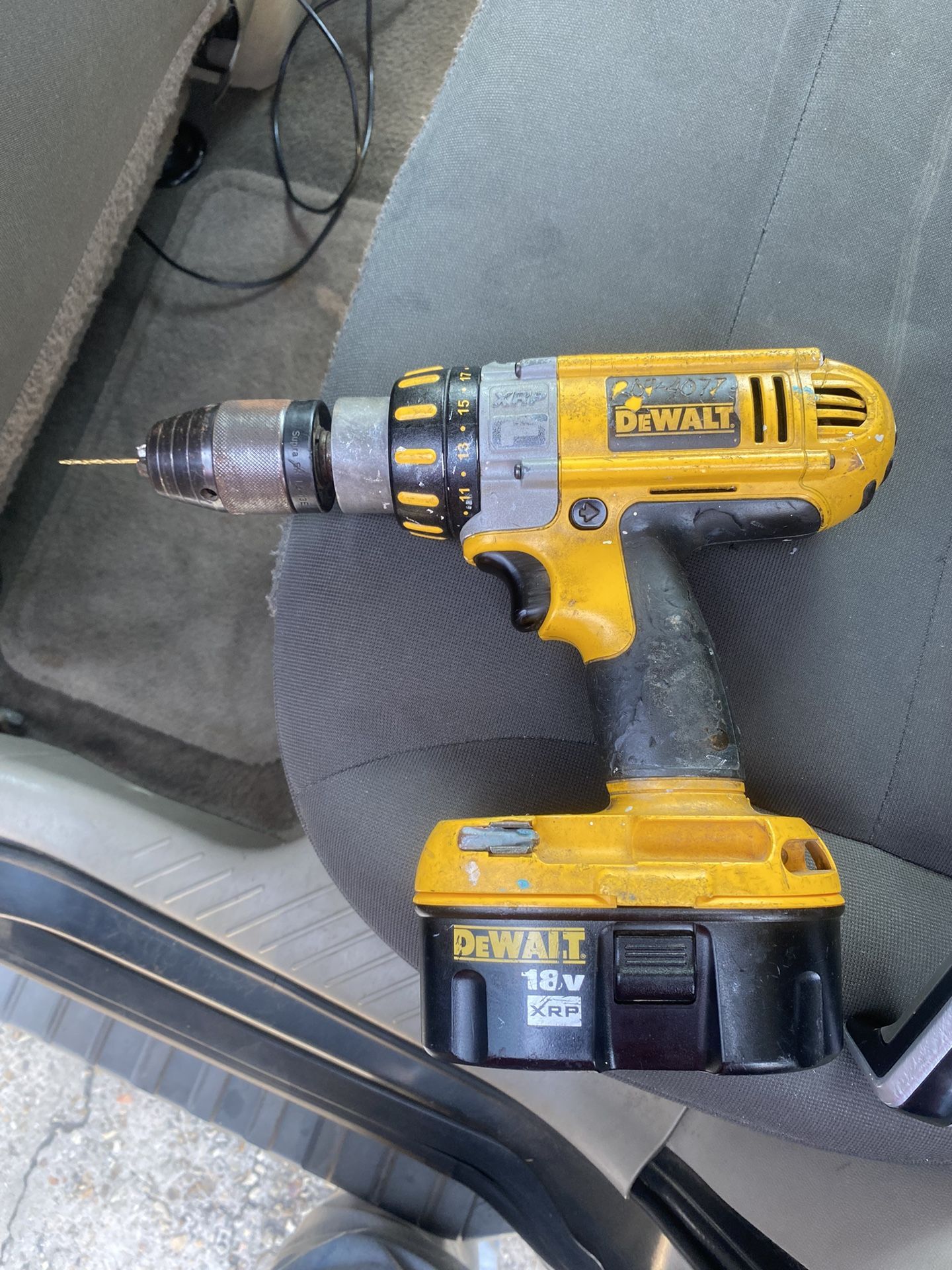 Dewalt Power Drill