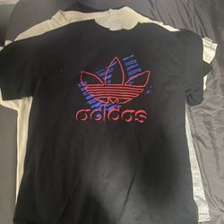 Adidas Shirt medium