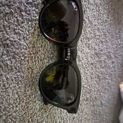 RAYBAN META GLASSES Polarized Lenses Headliner 