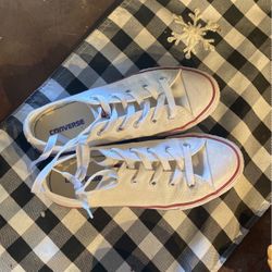 Converse Size 3