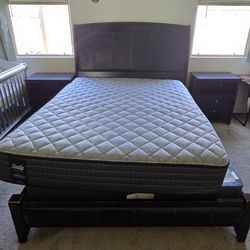 Queen Bedroom Set