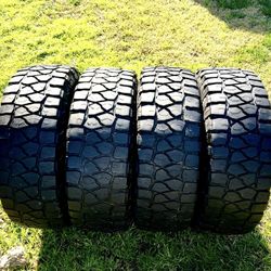 275/70r18 (33x11.0r18) BF Goodrich KT HD-Terrain Load E 10 Ply 
