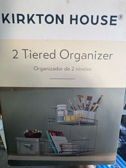 Desk organizer