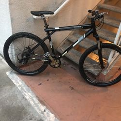 GT Bike Avalanche 1.0 2009