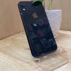 Apple iPhone XR Black 64GB Unlocked For Any Carrier/iPhone XR Color Negro 64GB Listo Para Cualquier Compañia 