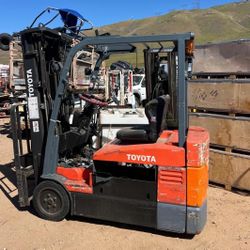2012 Toyota Electric Forklift *^available **