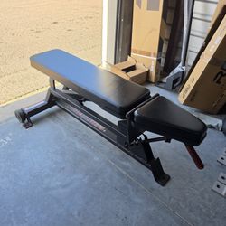 Weight Adjustable Bench