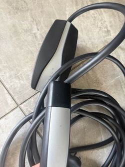 Tesla Mobile Charger gen 2