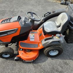 Husqvarna Riding Lawn Mower With Bagger
