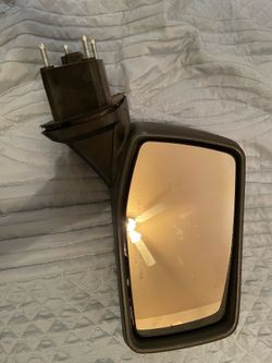 2019-2024 Chevy Silverado right passenger side mirror