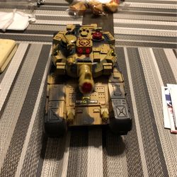 Army tank has battery in it but do not have the charger for it