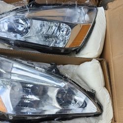 03 - 07 Honda Accord  Headlights  