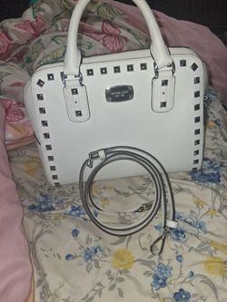 Authentic Michael Kors MK Saffiano Stud Small Satchel Leather handbag
