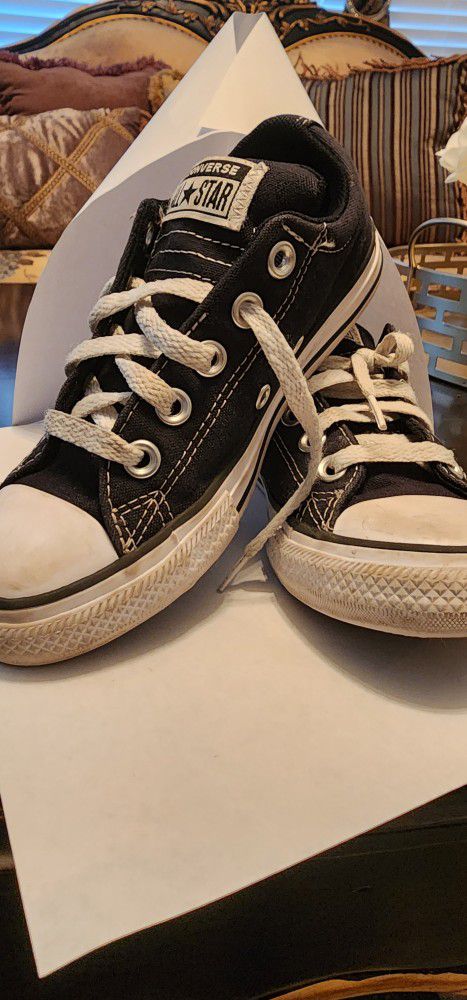Chuck Tayloer Converse For Kids