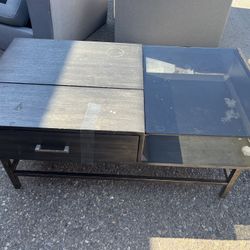 Living Spaces Coffee Table 