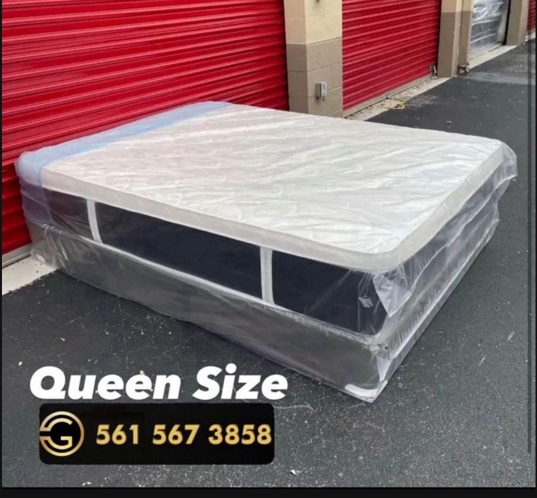 NEW Mattress Queen Size Plush Pillowtop With Box Spring // Offer 🚚