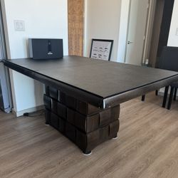 Dining Table with Brand New Chairs – Extendable with Leaf