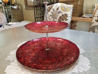 Beautiful Design Red Glass Cupcake Dessert Display with 2 Levels