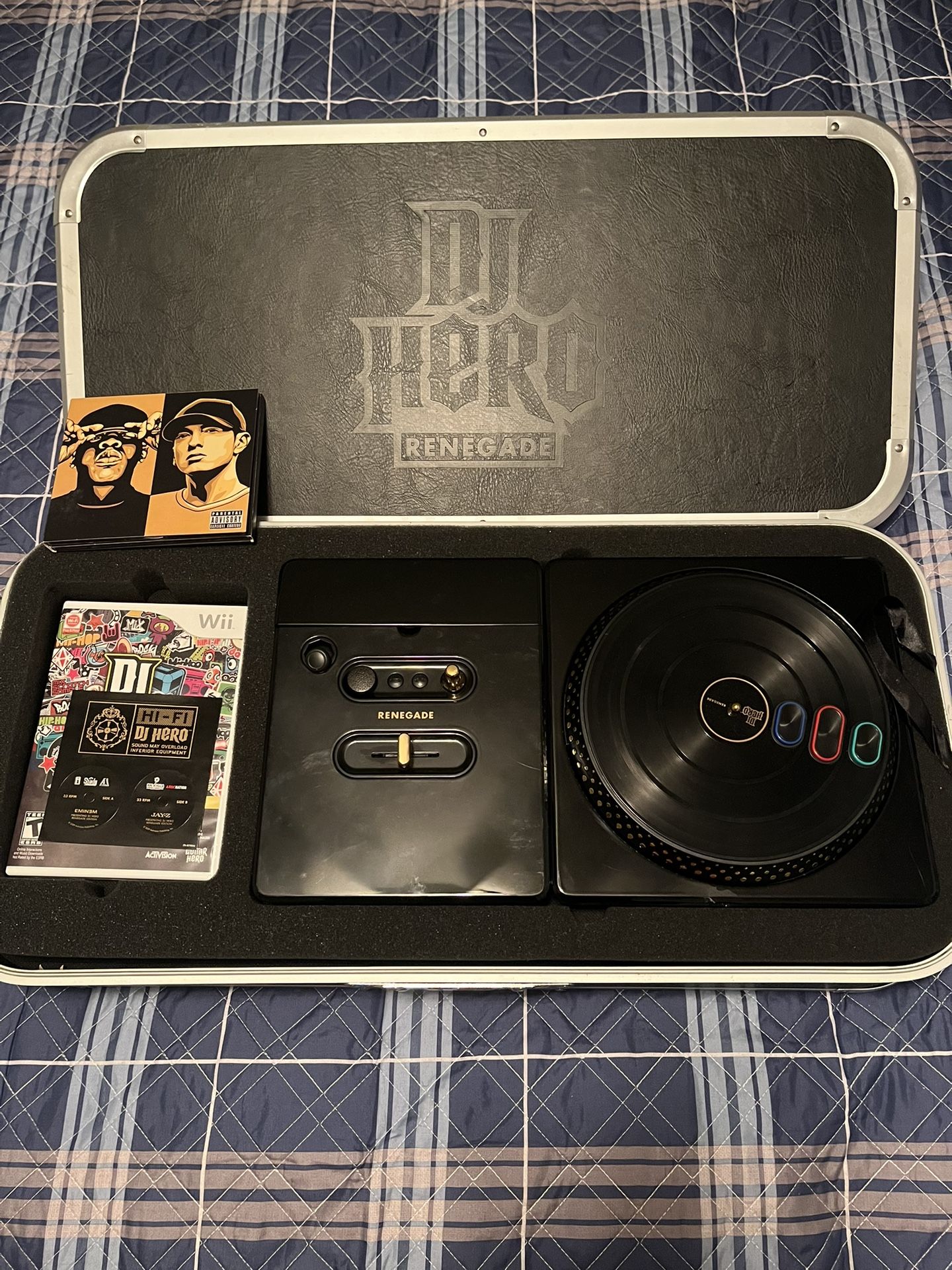 Nintedo Wii Dj Hero Renegade Edition Complete Set