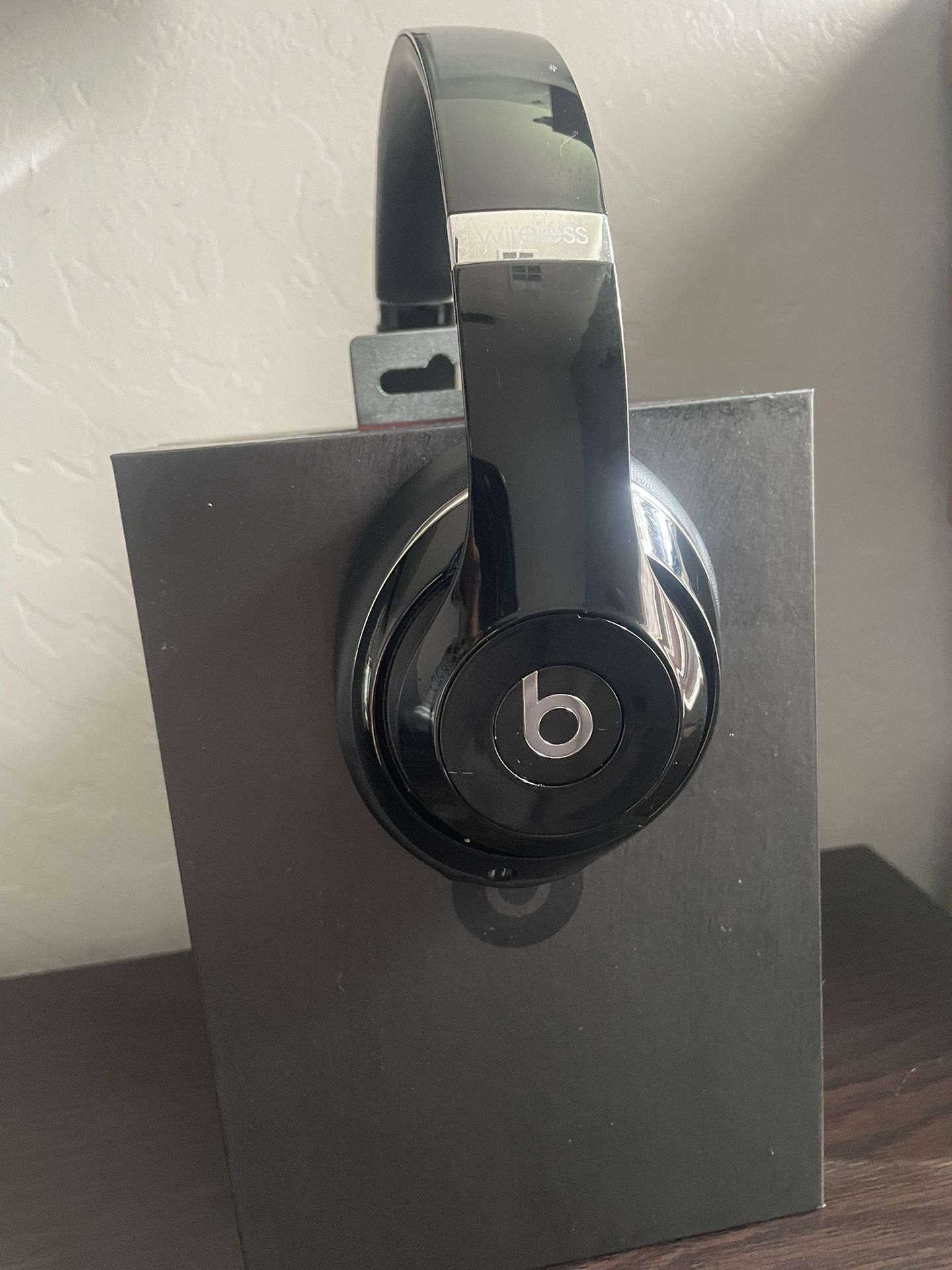 Beats Wireless 