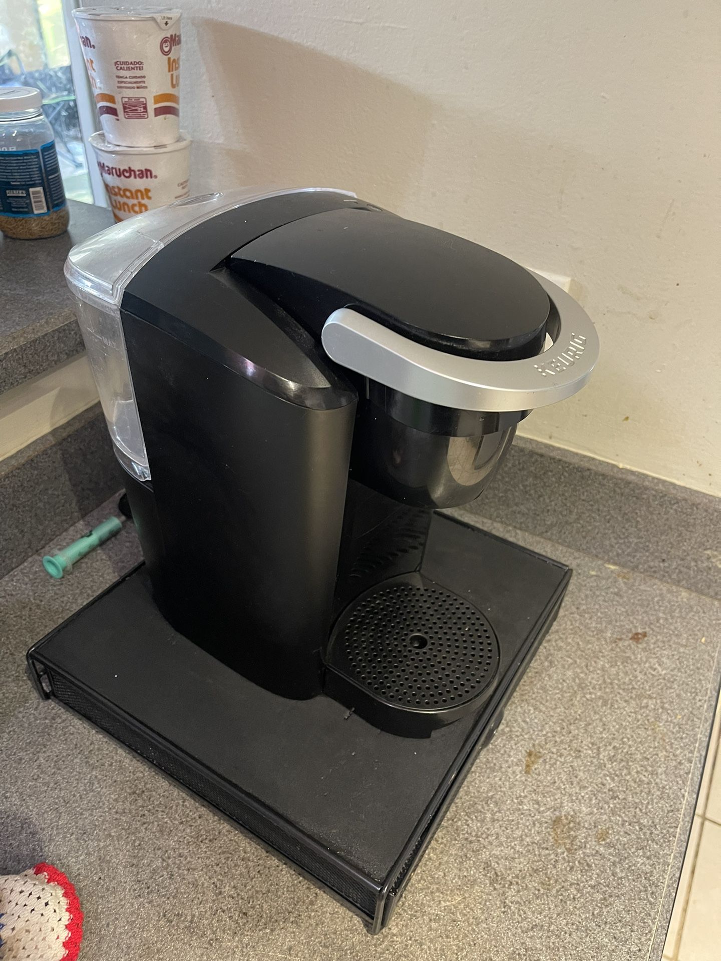 Keurig Compact Single-Serve K-Cup Pod Coffee Maker, Black, 2.3