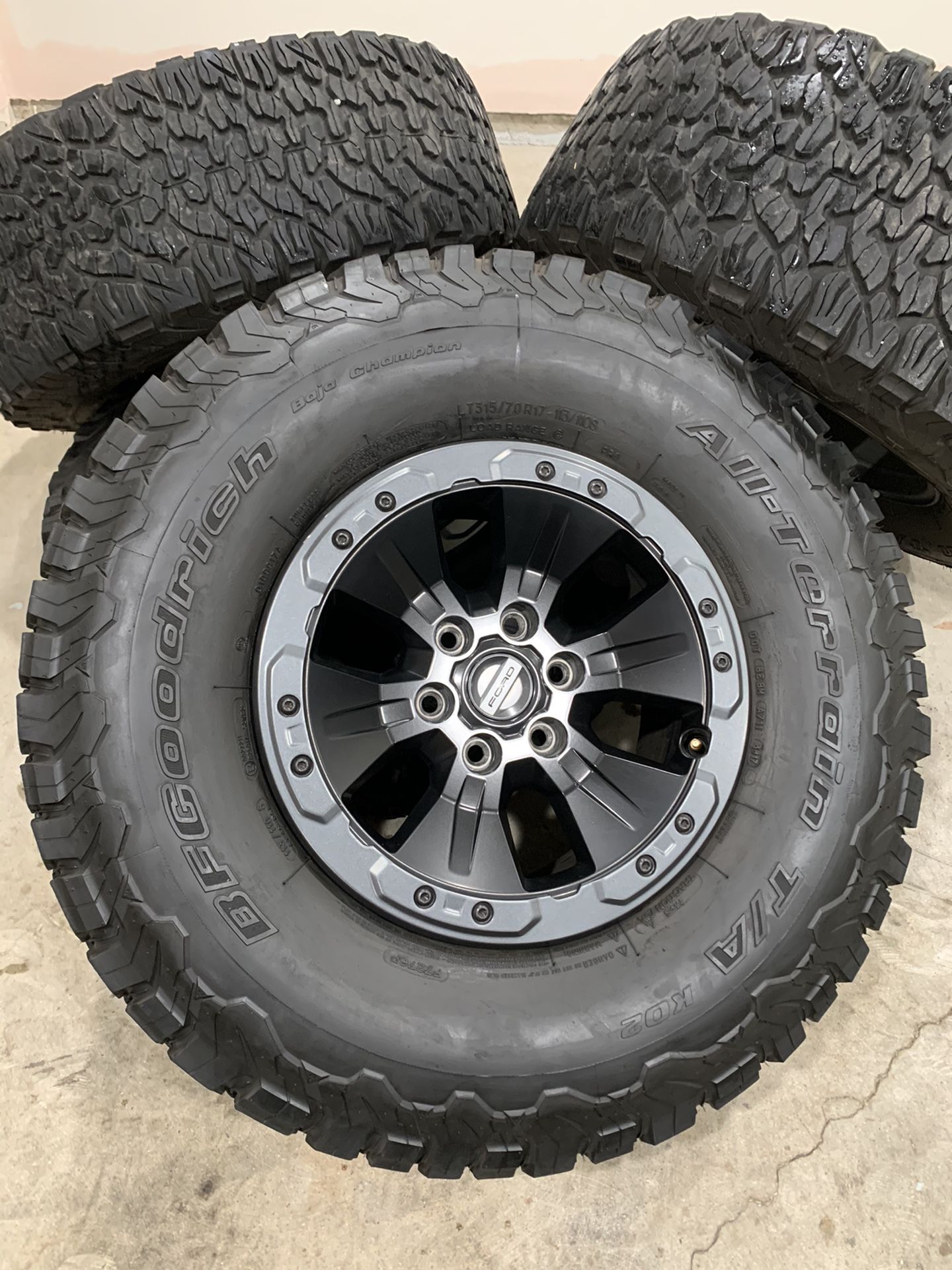 Ford Raptor 17” Wheels