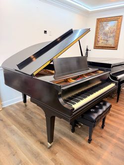 Baldwin Model R Black Grand Piano/ Delivery Available