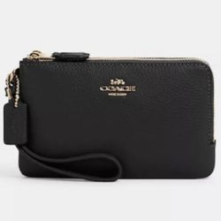 Double Corner Zip Wristlet Black 