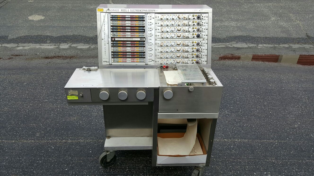 Vintage Grass Model 6 EEG Machine