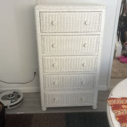 White Wicker 5- Drawer 