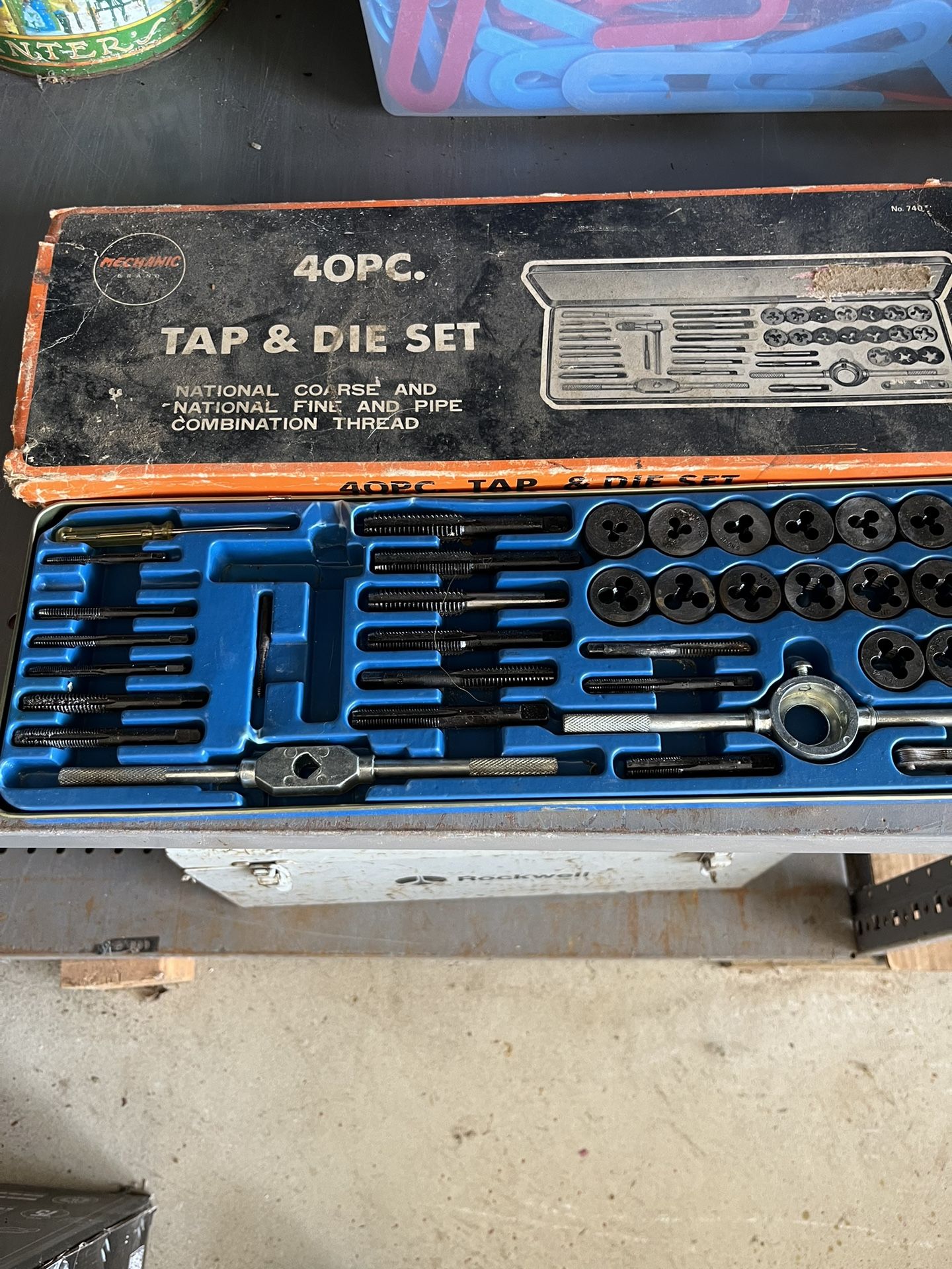 40 pc Tap and Die set