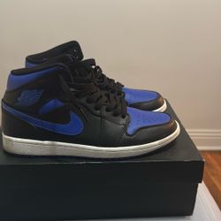 Jordan 1 Mid 