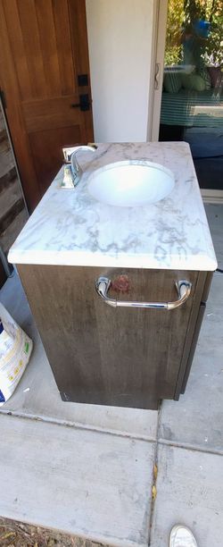 Bathroom vanity with sink
