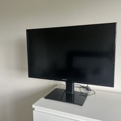 Samsung 32” TV 