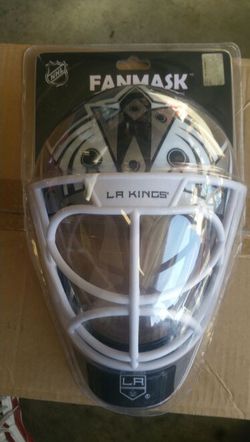 LA kings NHL hockey facemask