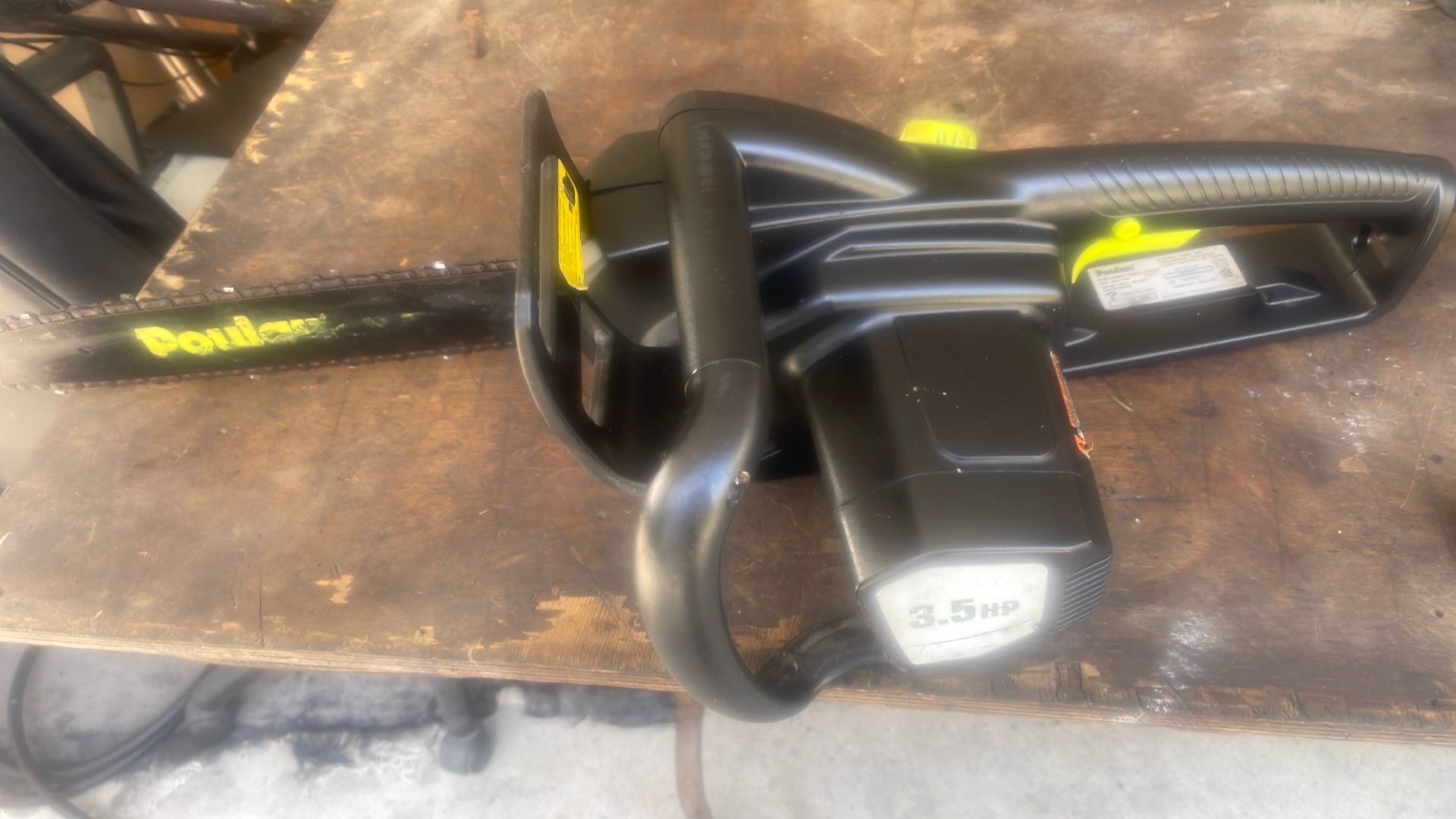 Poland Chainsaw 16 Inch It Works Good