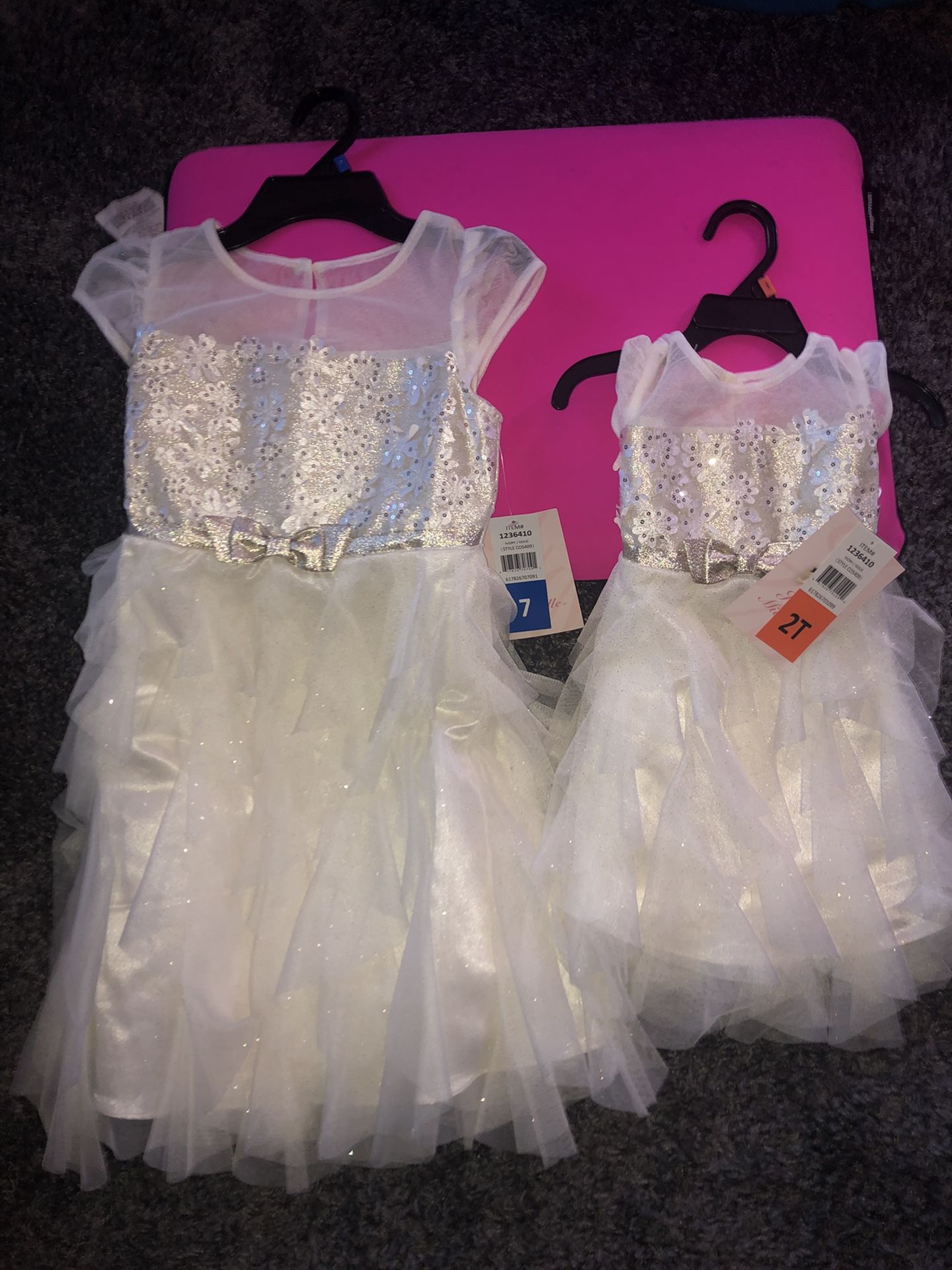 Brand newChristmas girls dresses