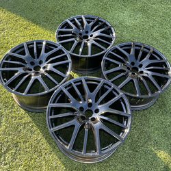Maserati Levante 21” Wheels Rims OEM Gloss Black