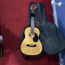 Hohner Guitar With RockBag