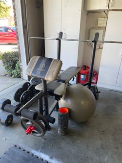 Chest press bench