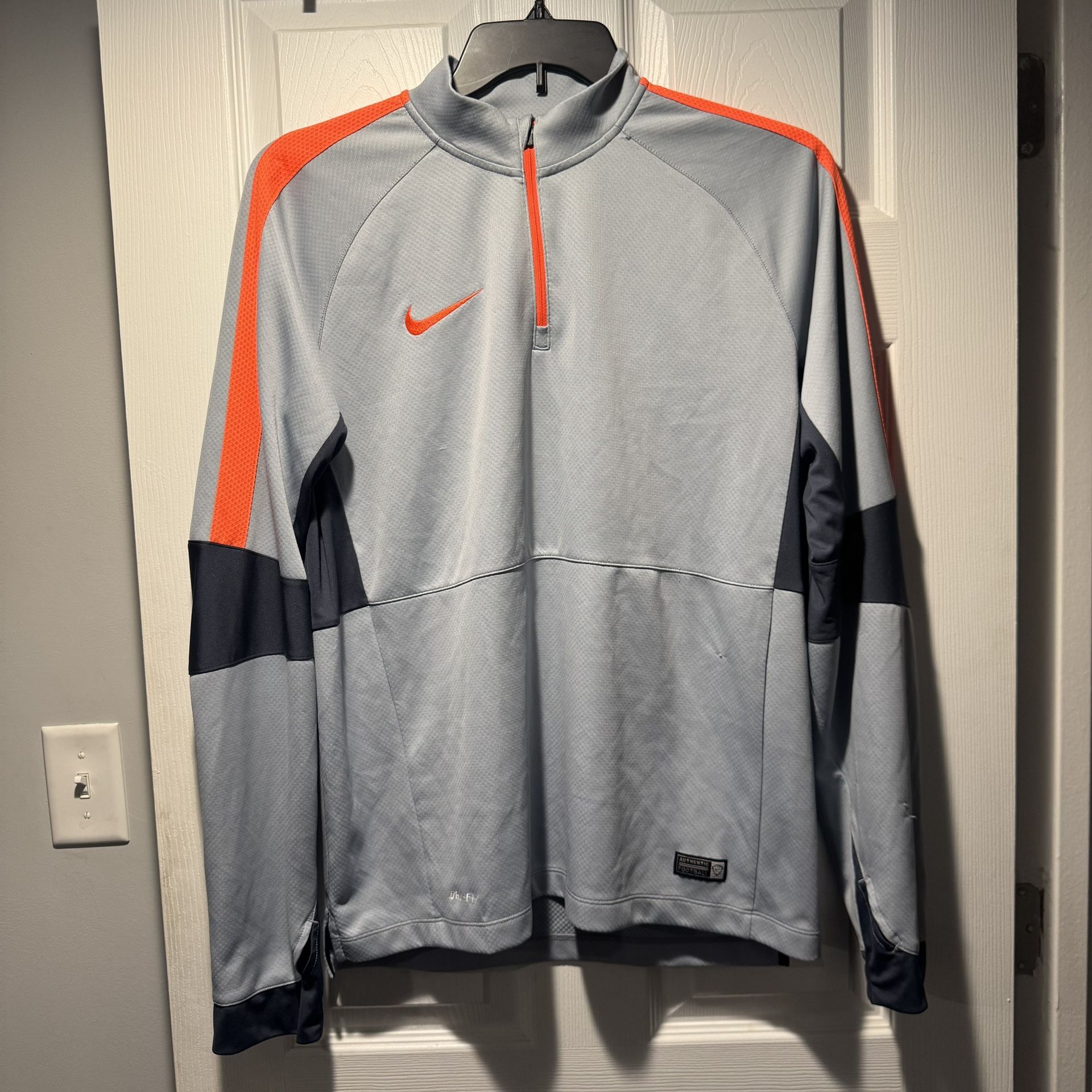 Light Blue Nike Quarter Zip Jacket Size L