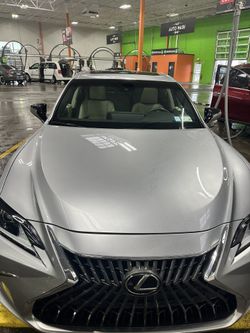 2023 Lexus ES 300h