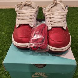 Nike SB Dunk Low x Supreme Varsity Red 2019 / Size 10
