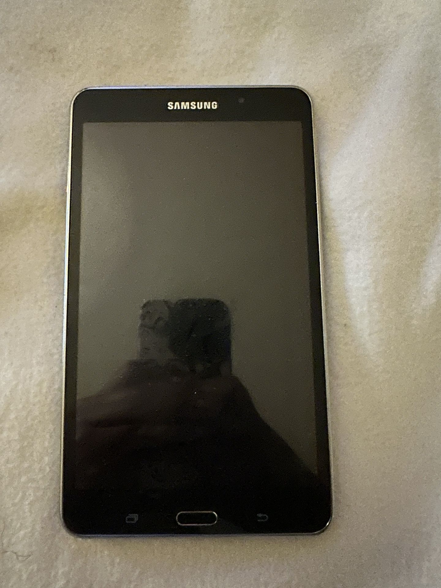 Samsung Tablet! Galaxy Tab 4