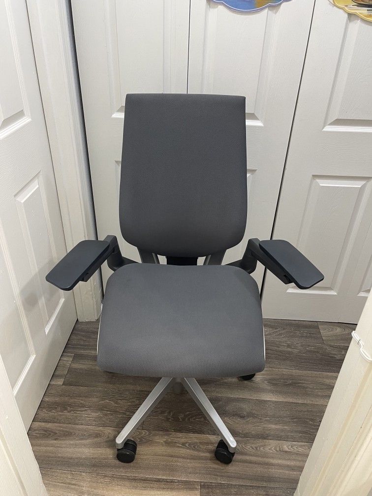 Steelcase Gesture Chair