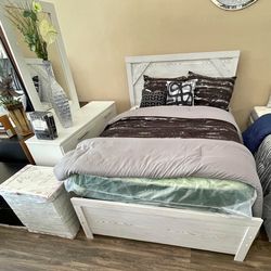 New 4pc Bedroom Set In Box Buy Now Pay Later $39 Down No Credit Needed