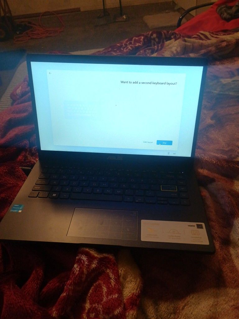 Asus laptop Windows 10 Brand New !!!